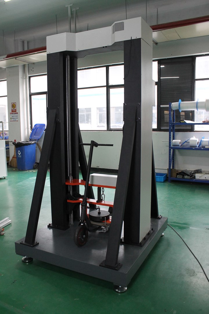 江蘇力高滑板車(chē)多功能沖擊試驗(yàn)機(jī)交付福建客戶 江蘇力高滑板車(chē)多功能沖擊試驗(yàn)機(jī)交付福建客戶